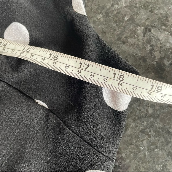 Anne Klein black & white polka dot sleeveless sheath Dress size 10 - Picture 9 of 10